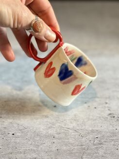 mała filiżanka do espresso rękodzieło