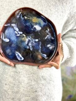 nieregularny talerz ceramiczny 