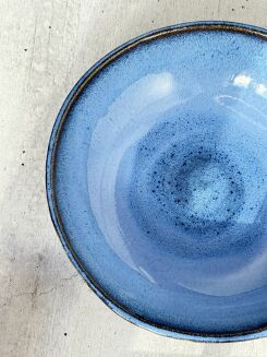 misa ceramiczna otchłań handmade
unikalna misa ceramiczna szkliwiona błękit zielony
Kolorowa Misa – ręcznie robiona ceramika