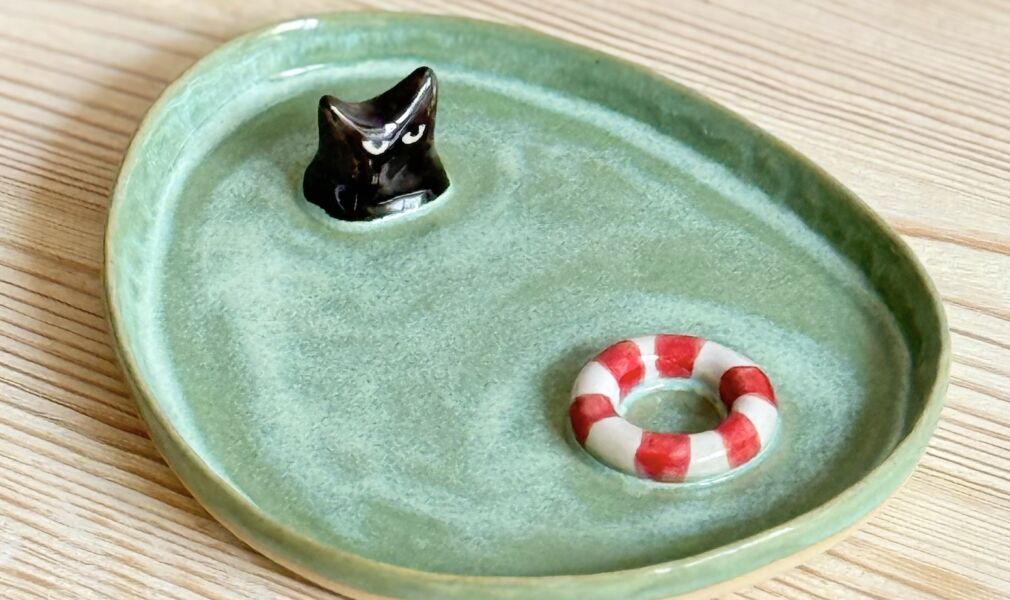 talerzyk z kotem - Kolorowa Misa