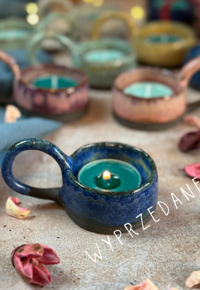Niebieski świecznik na tealight