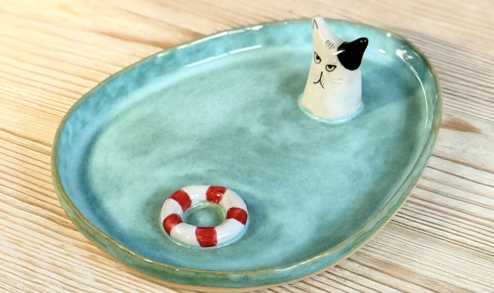 talerzyk z kotem - Kolorowa Misa